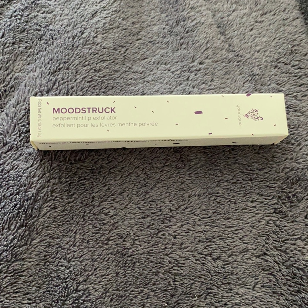Younique Peppermint Lip Exfoliator